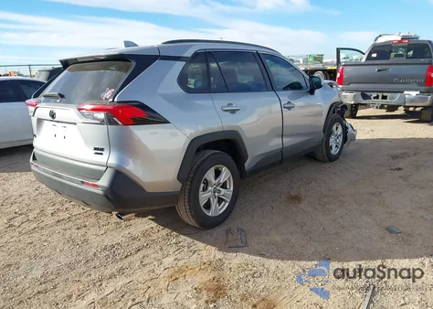 2021 Toyota Rav4 Xle из США, поврежденный, VIN 2T3P1RFV8MC205488